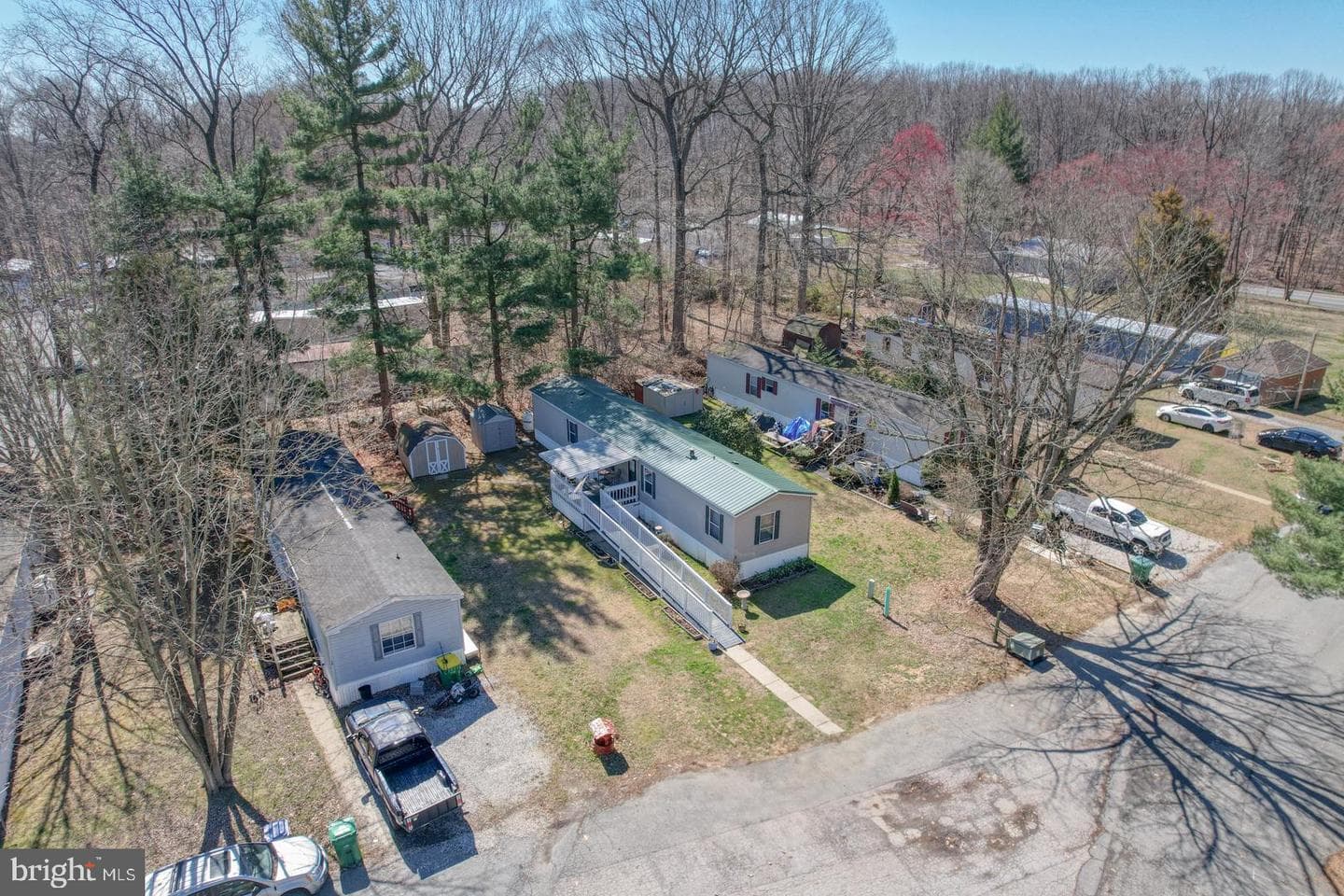 8 Rockcreek Drive photo 3