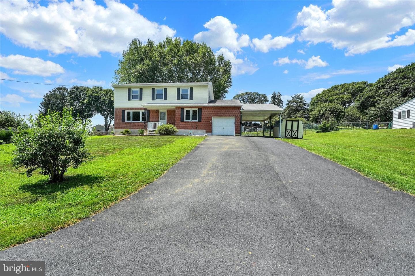 31 Andora Drive photo 2