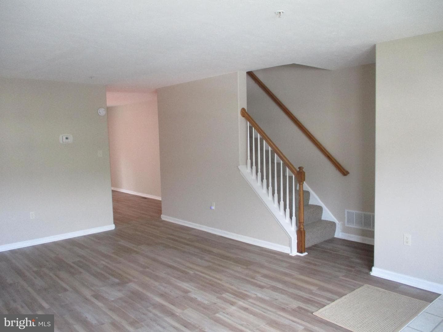 50 Hickory Drive photo 3