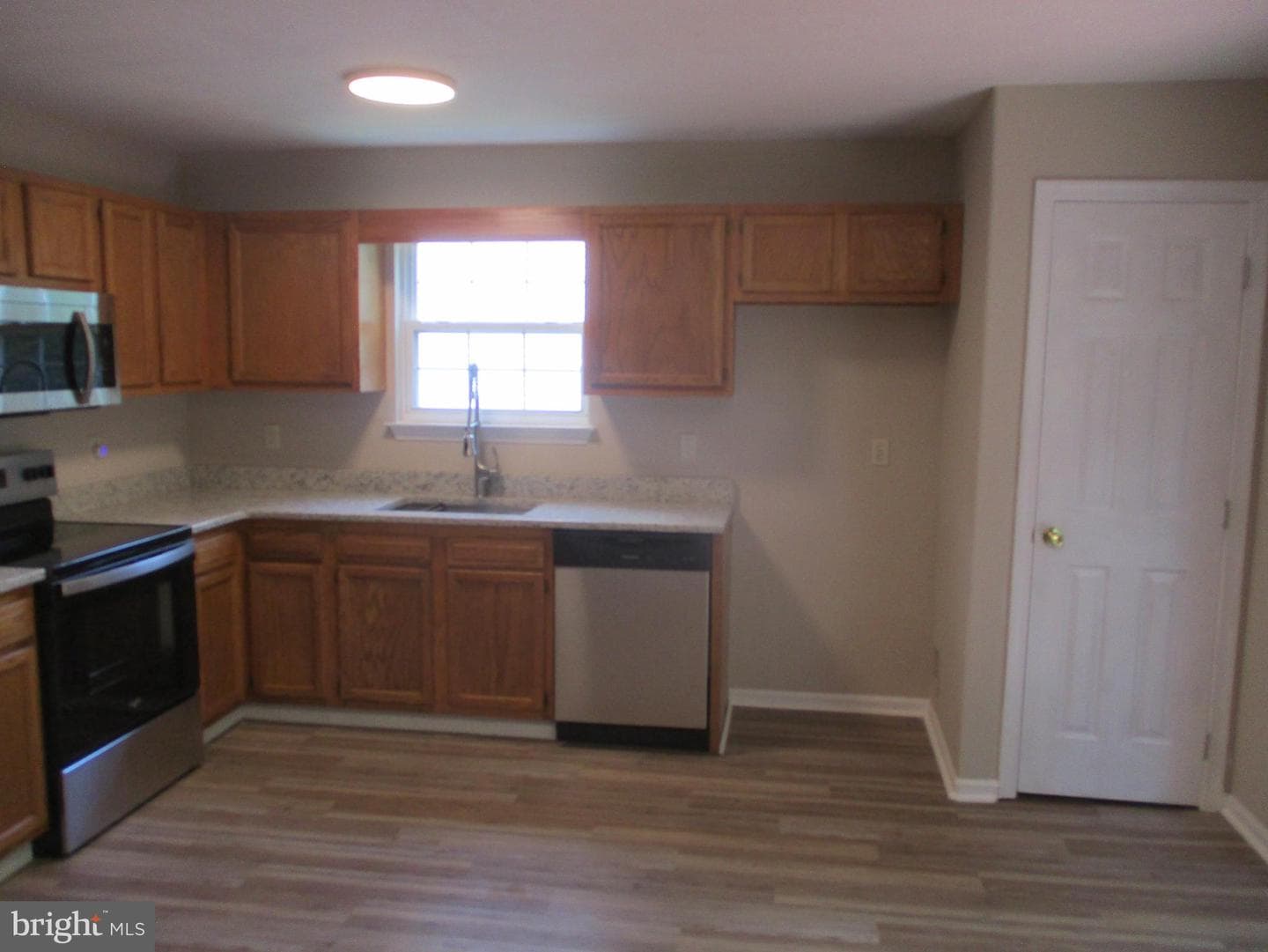50 Hickory Drive photo 5
