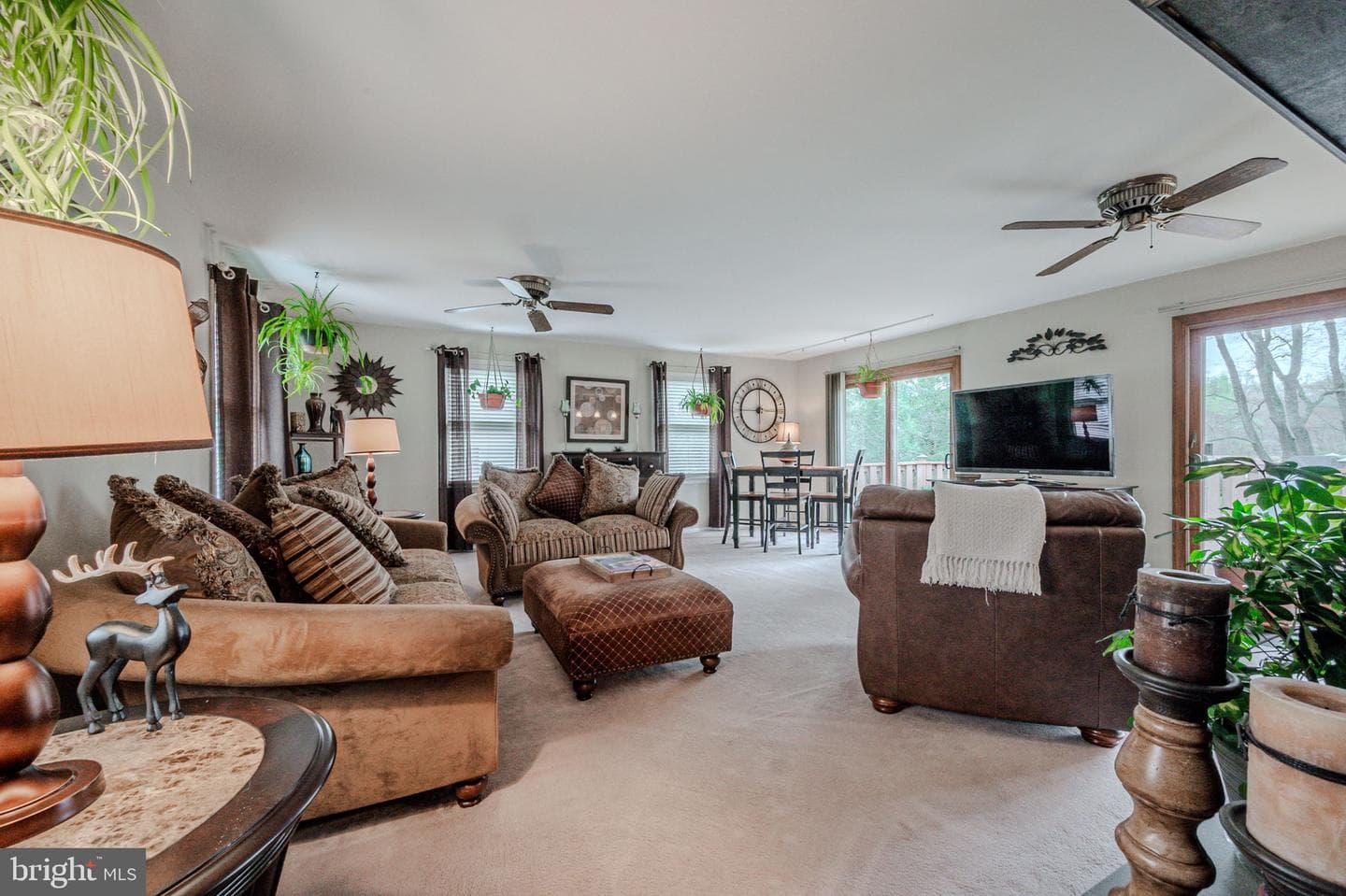 211 Ashley Drive photo 13