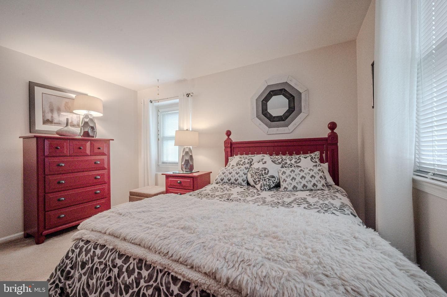 211 Ashley Drive photo 29