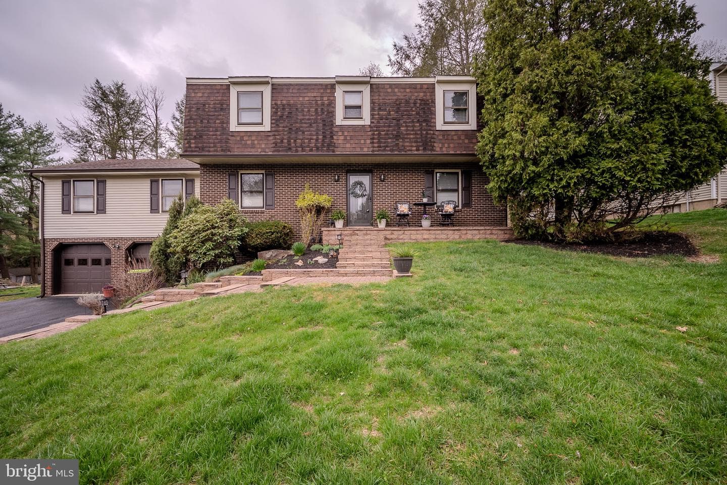 211 Ashley Drive photo 39