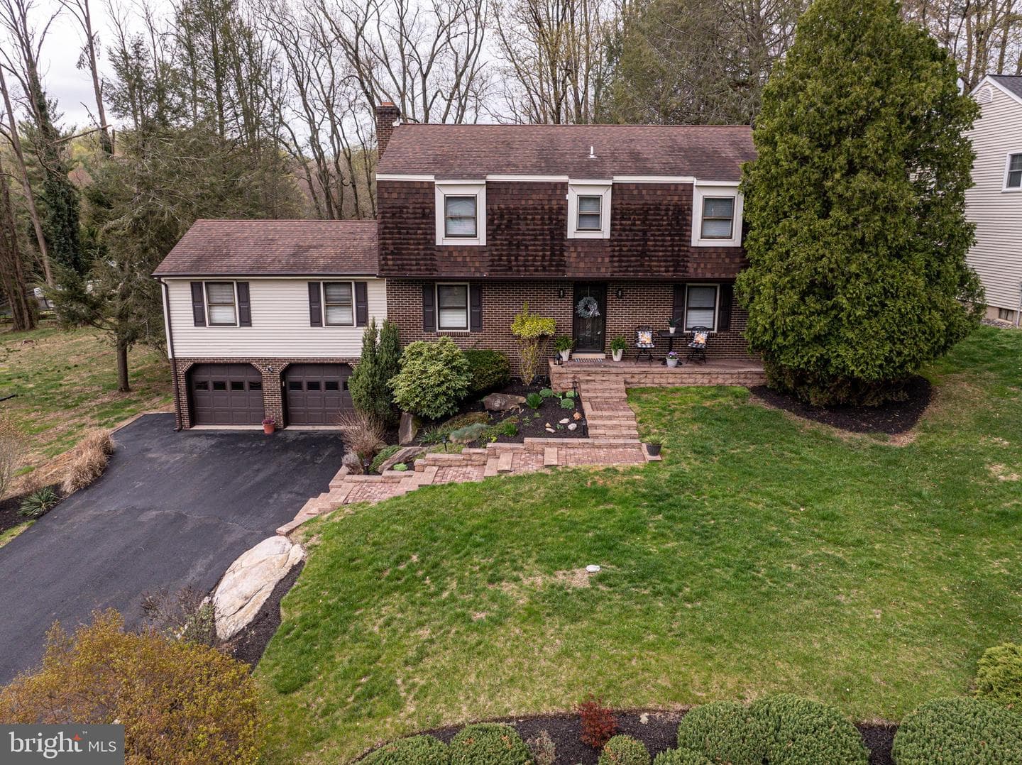211 Ashley Drive photo 49