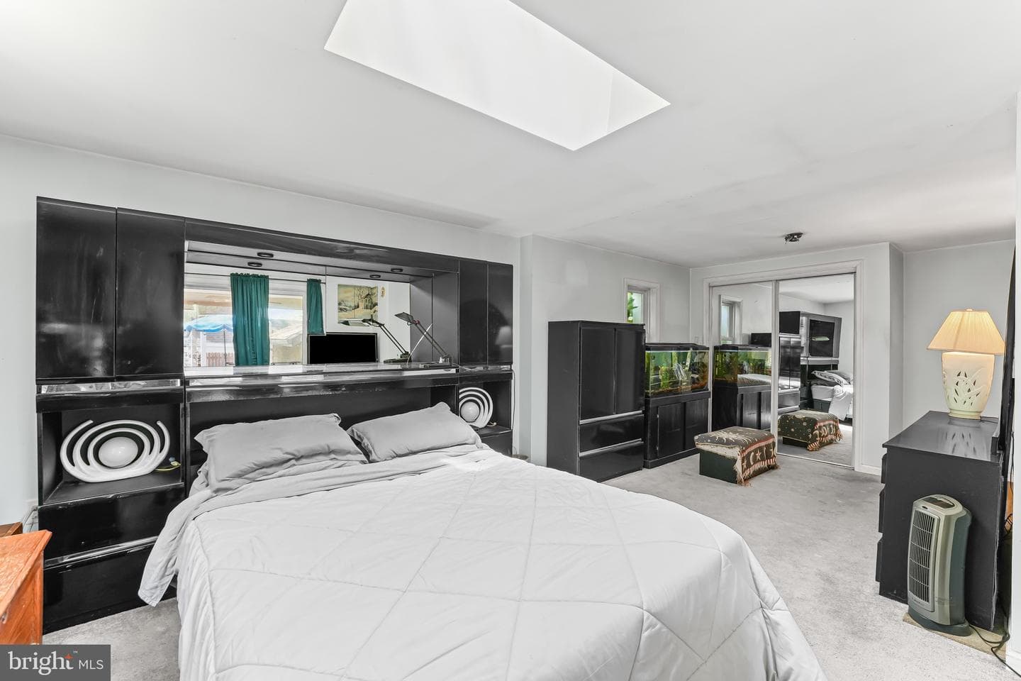 108 Woodall Road photo 15