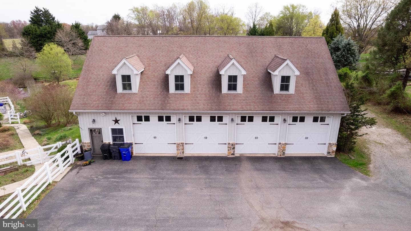 5727 Telegraph Road photo 13