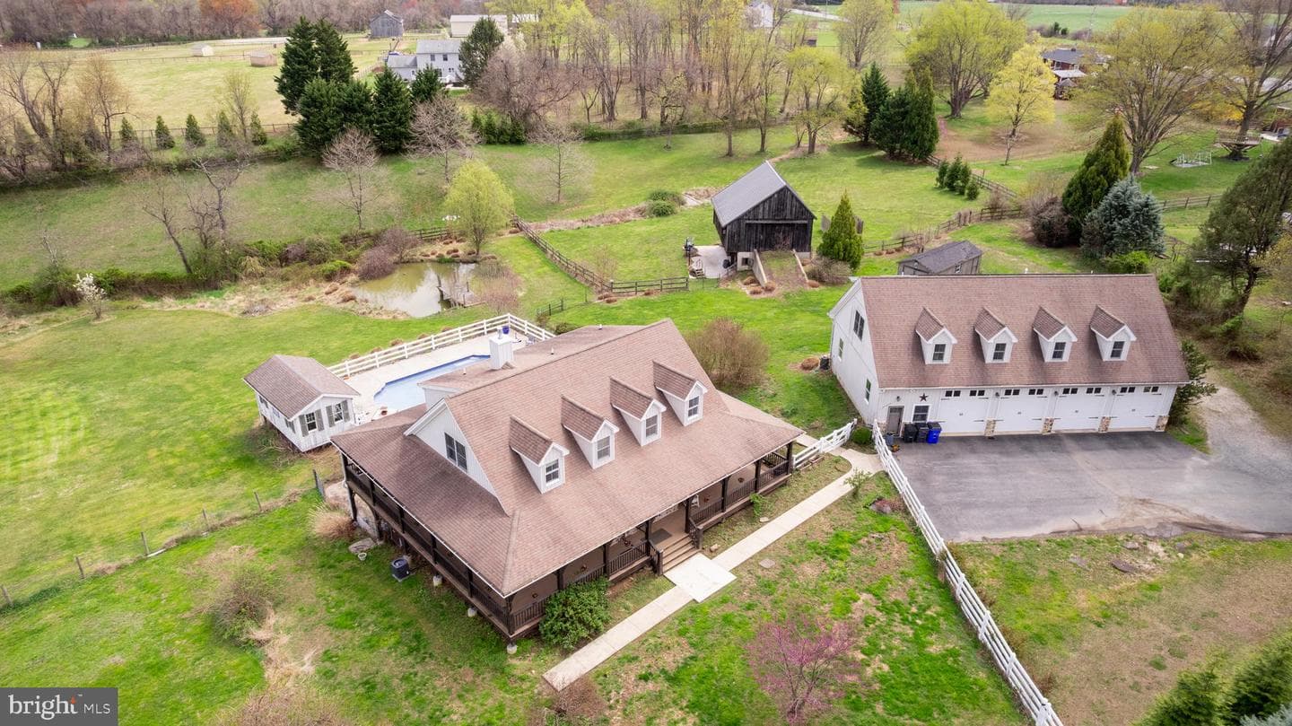 5727 Telegraph Road photo 22