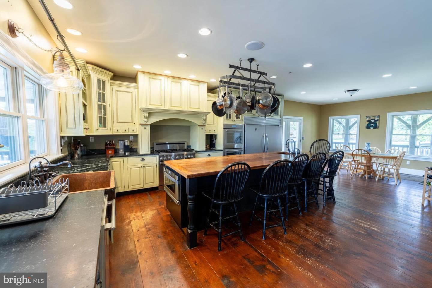 5727 Telegraph Road photo 30