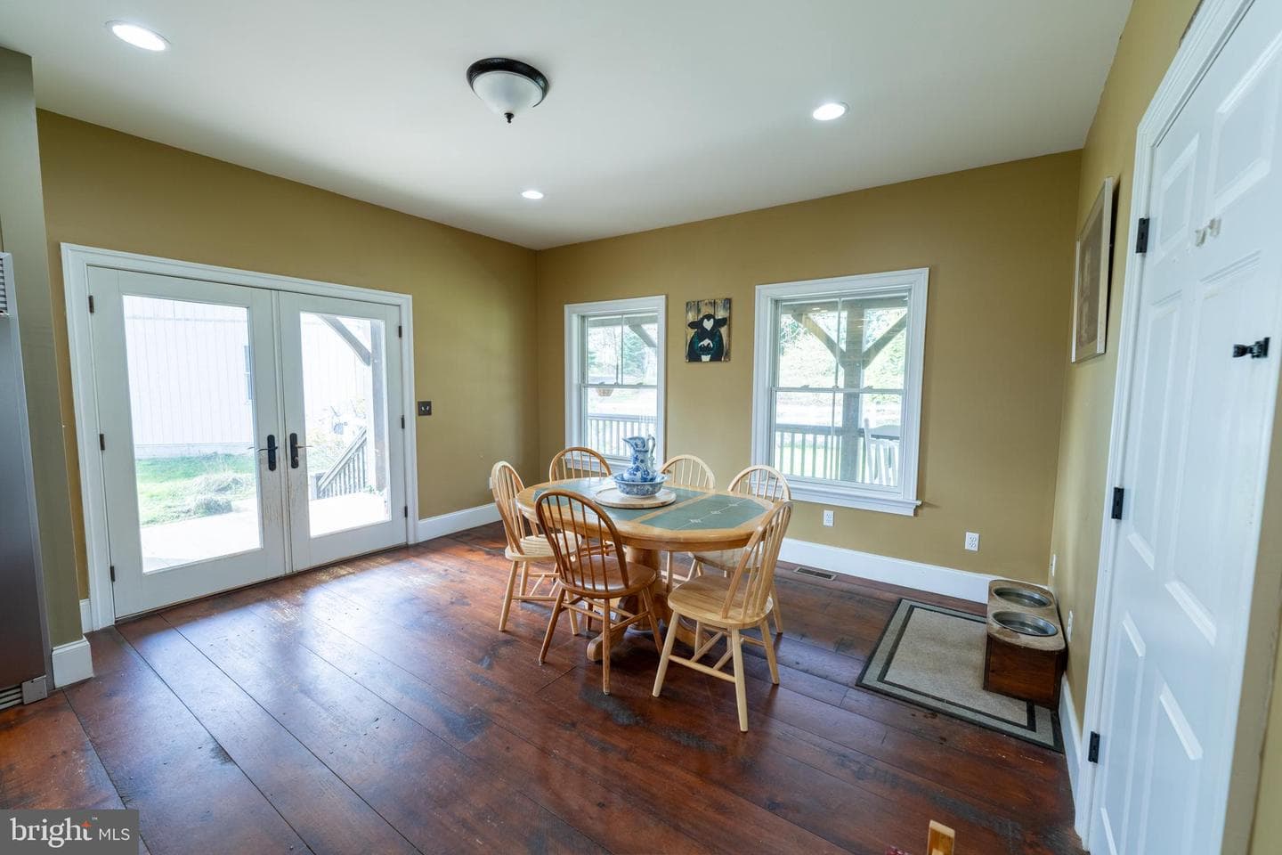 5727 Telegraph Road photo 33