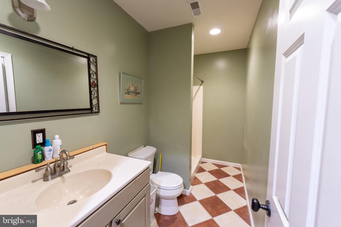 5727 Telegraph Road photo 53