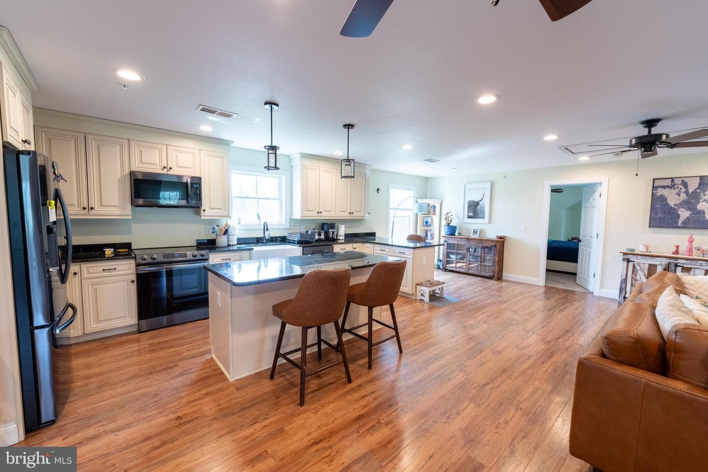5727 Telegraph Road photo 58