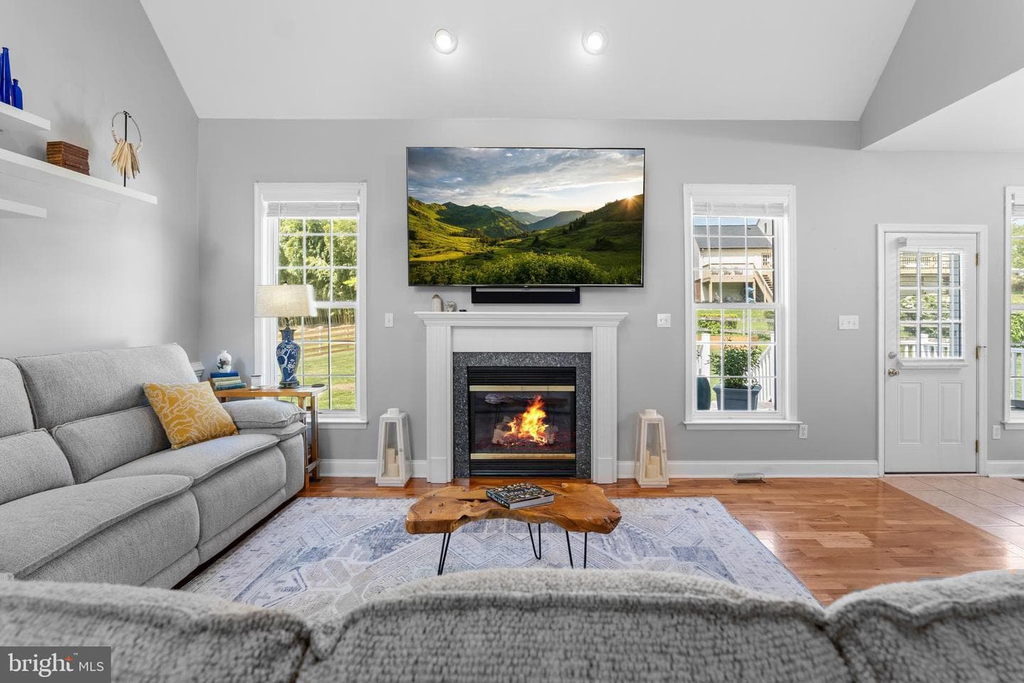 145 Rolling Avenue photo 14