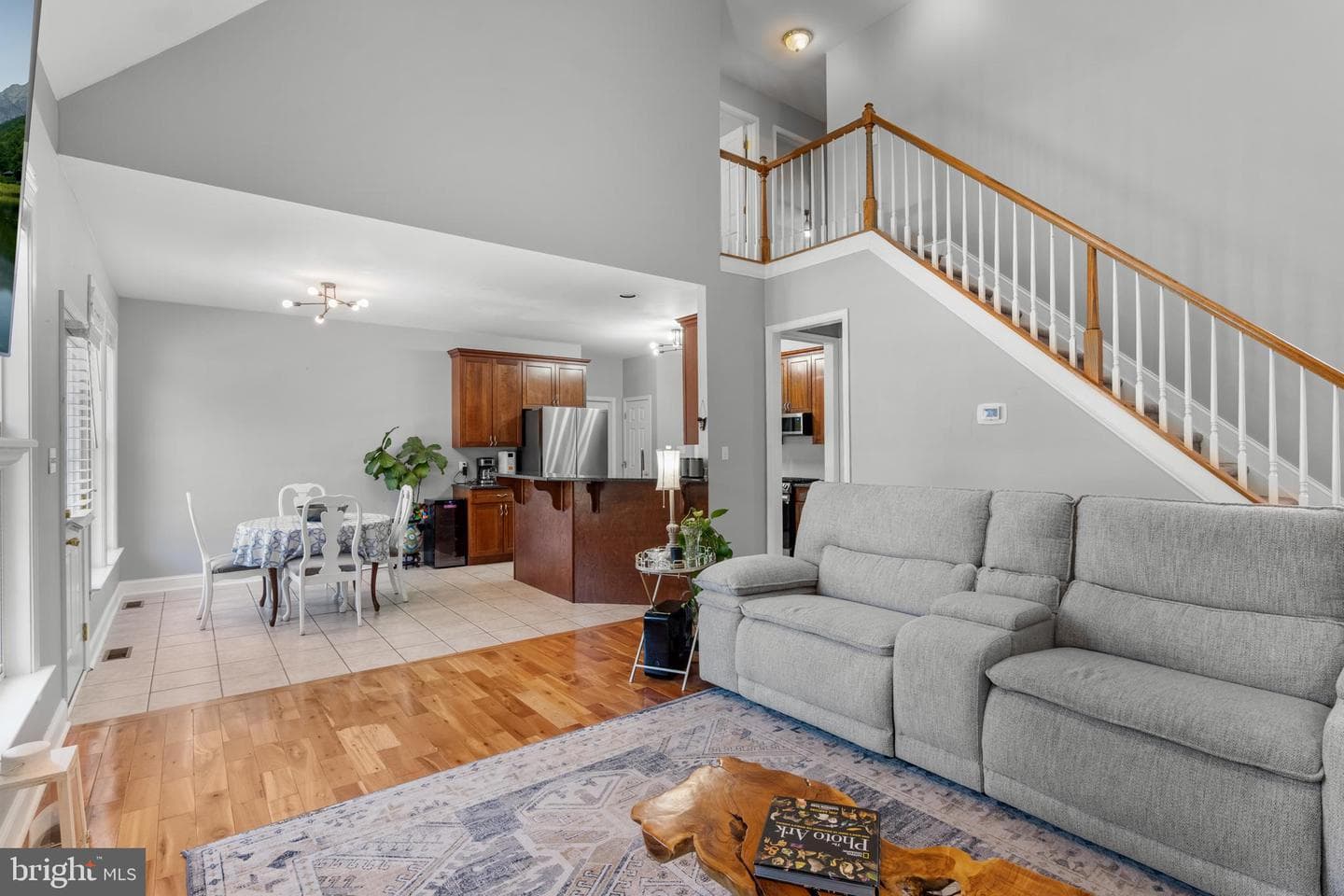 145 Rolling Avenue photo 16
