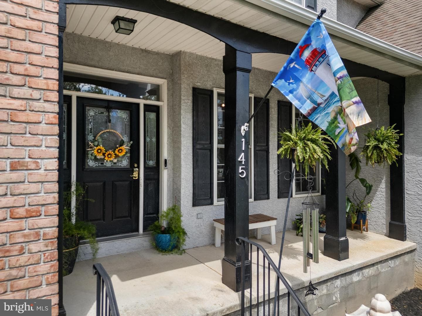 145 Rolling Avenue photo 3