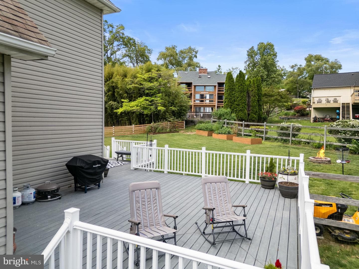 145 Rolling Avenue photo 52