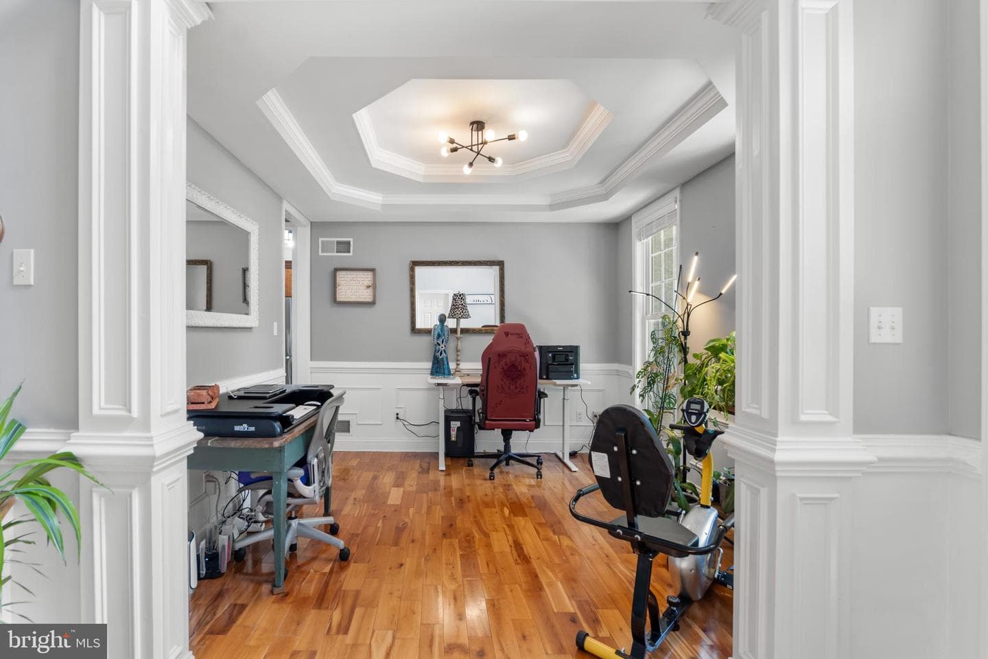 145 Rolling Avenue photo 7