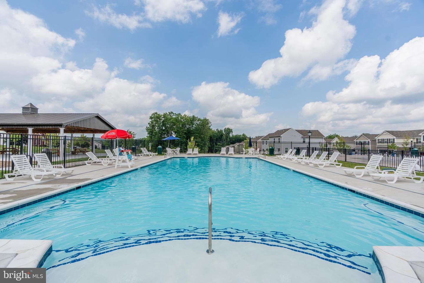 7 Olive Way photo 19
