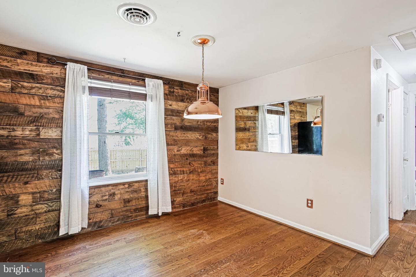 2 Lexington Court photo 13