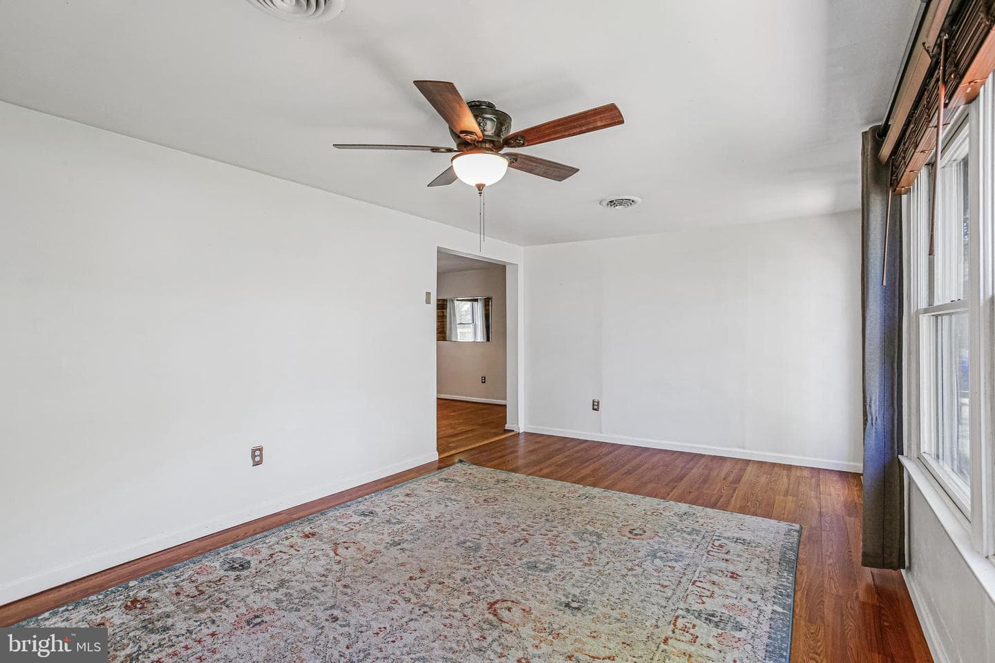 2 Lexington Court photo 17