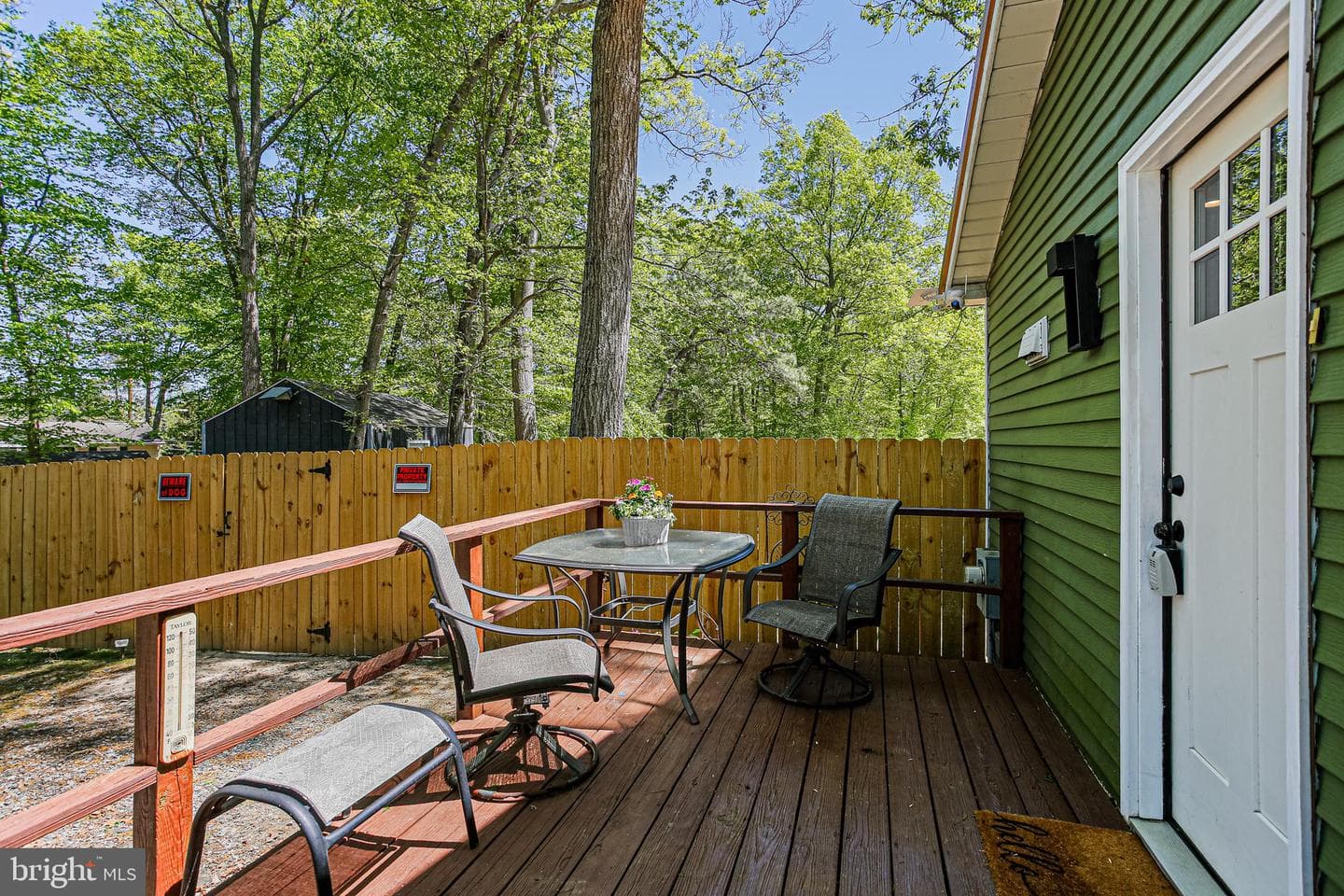 2 Lexington Court photo 9