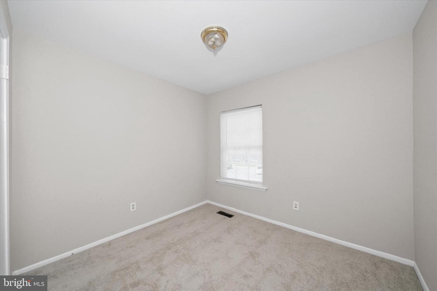 124 Huntsman Drive photo 20