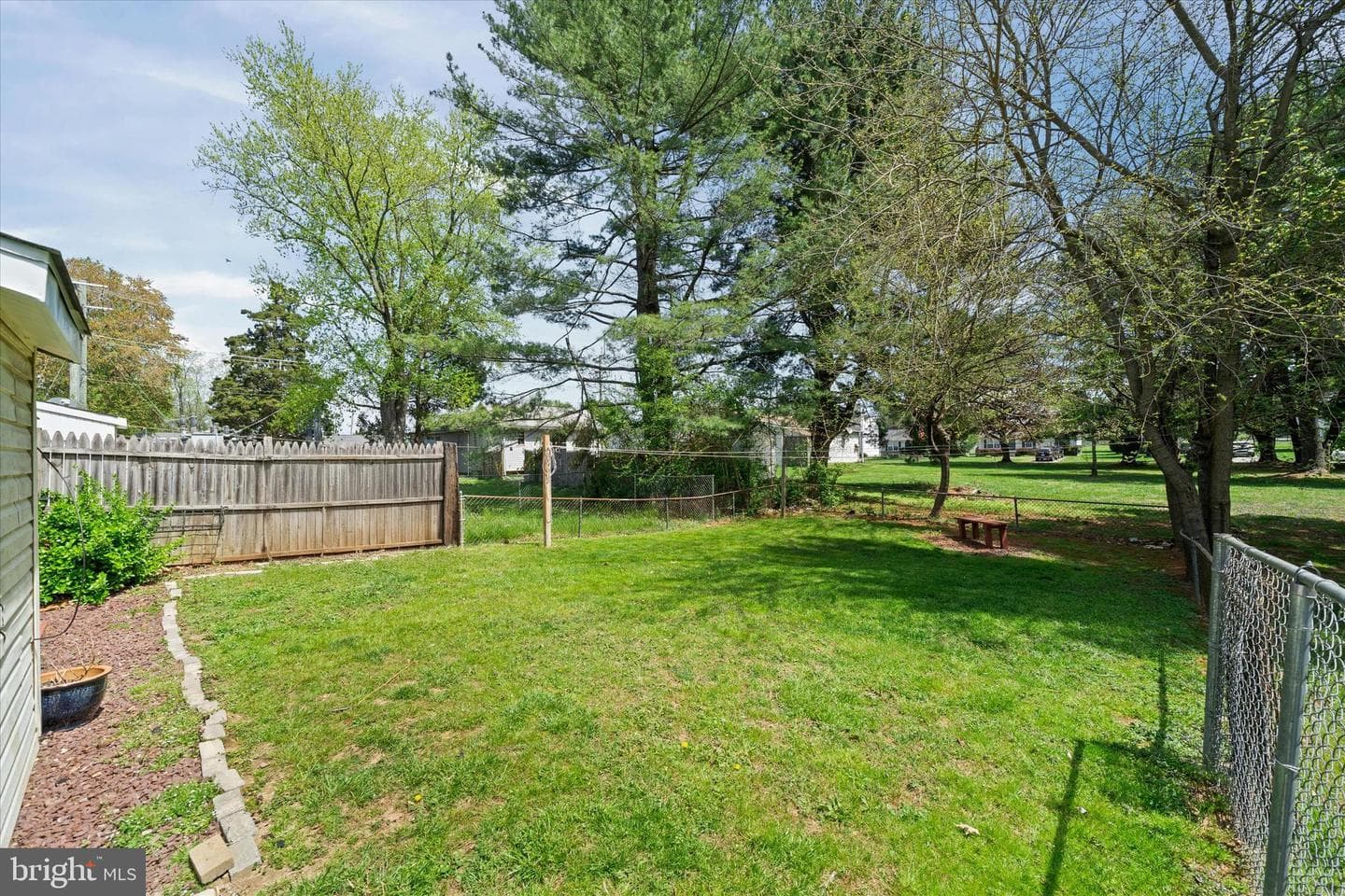 124 Huntsman Drive photo 22