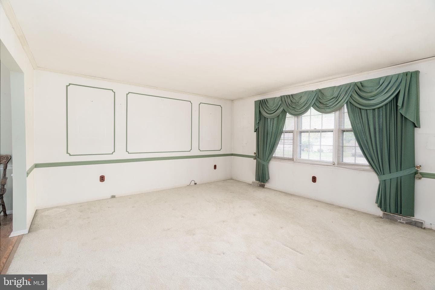 112 Park Towne Drive photo 4