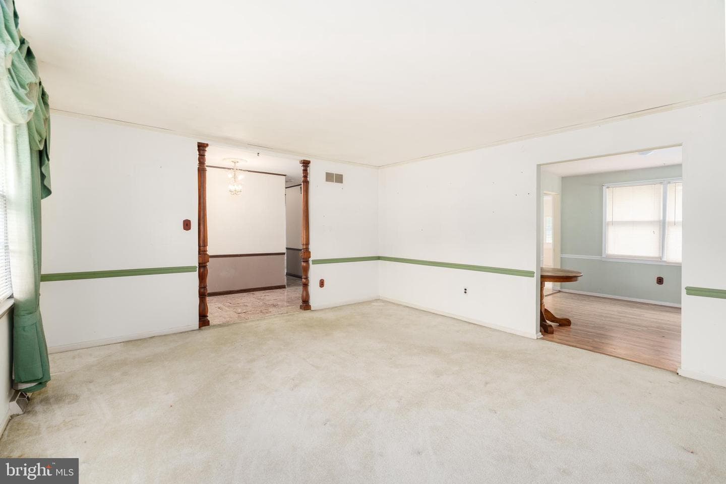 112 Park Towne Drive photo 5