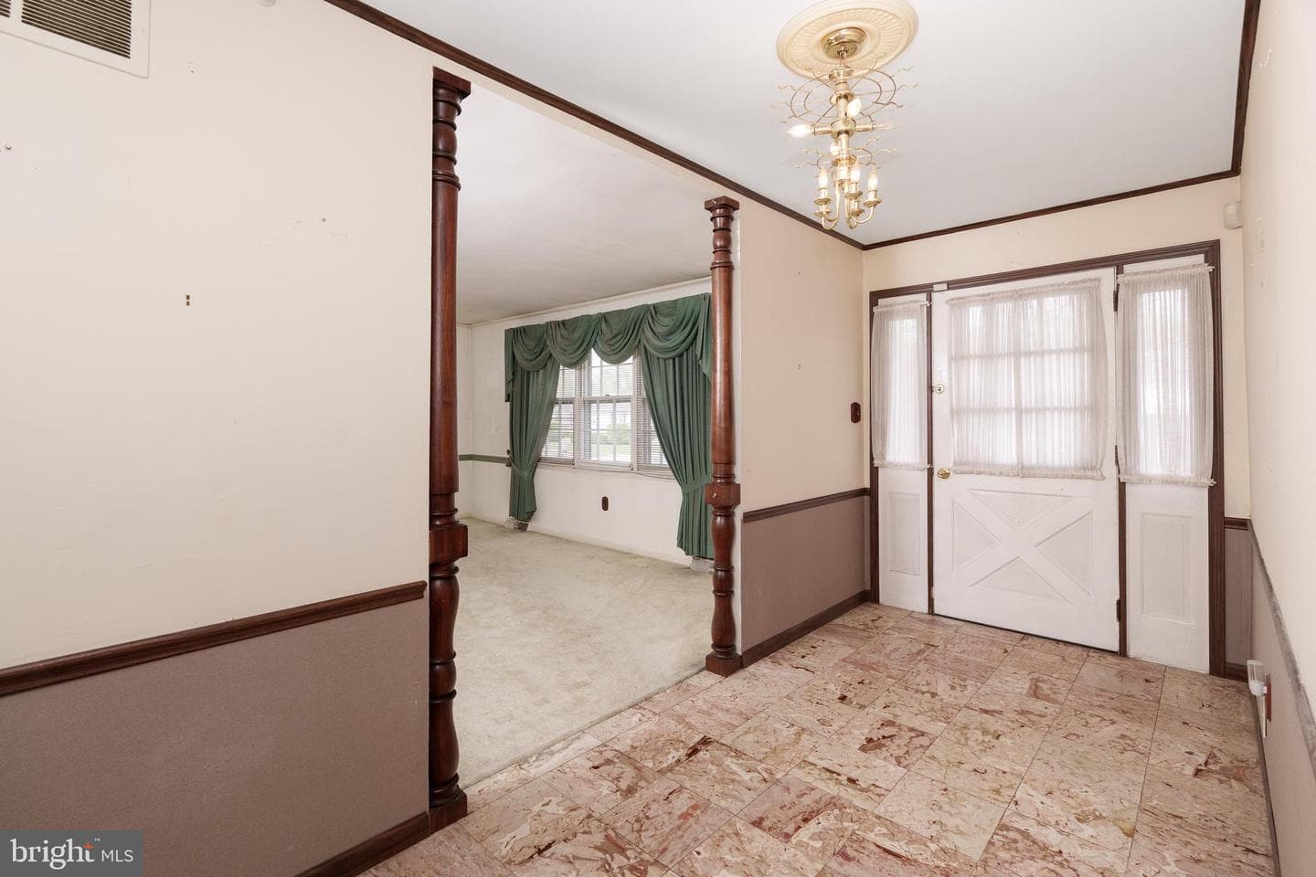112 Park Towne Drive photo 6