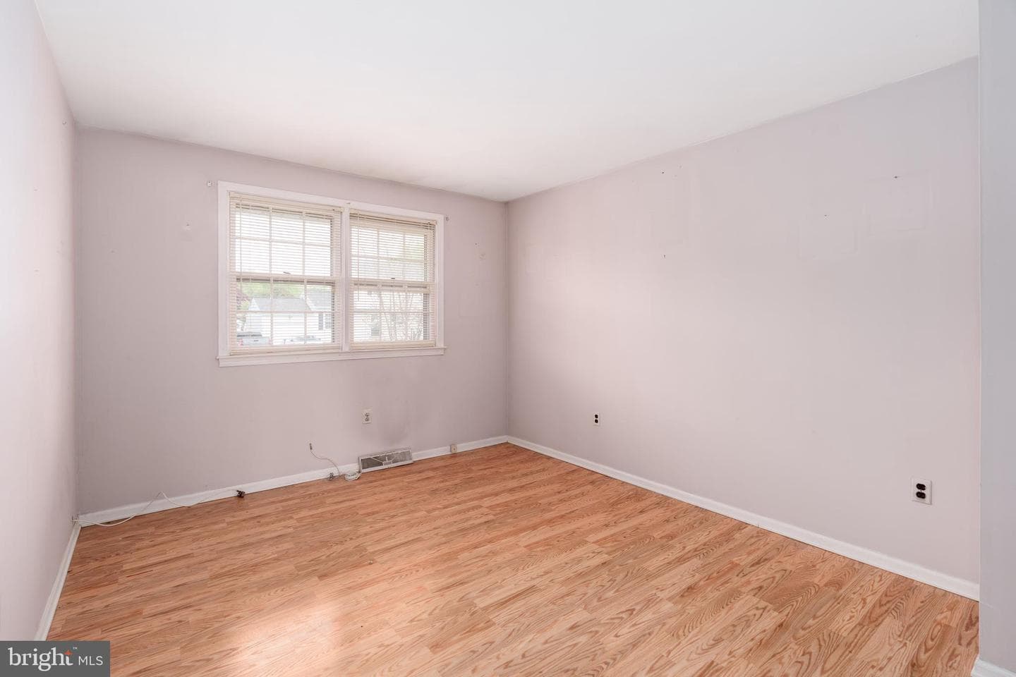 112 Park Towne Drive photo 9