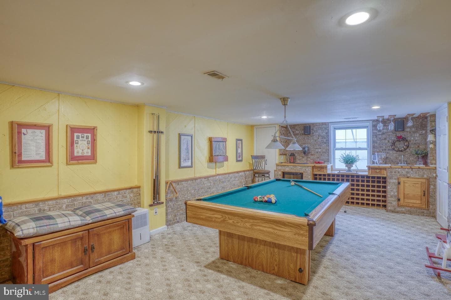 111 Dennis Drive photo 37