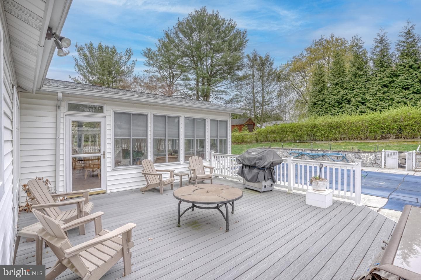 111 Dennis Drive photo 44