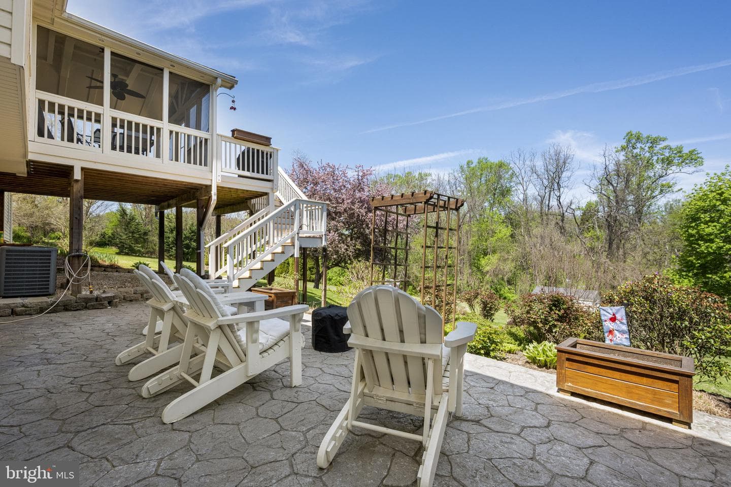 73 Winchester Court photo 26