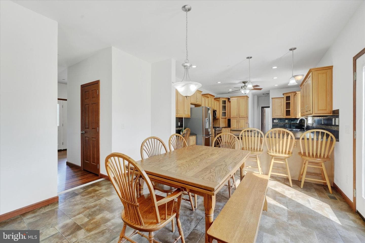 249 Floral Way photo 26
