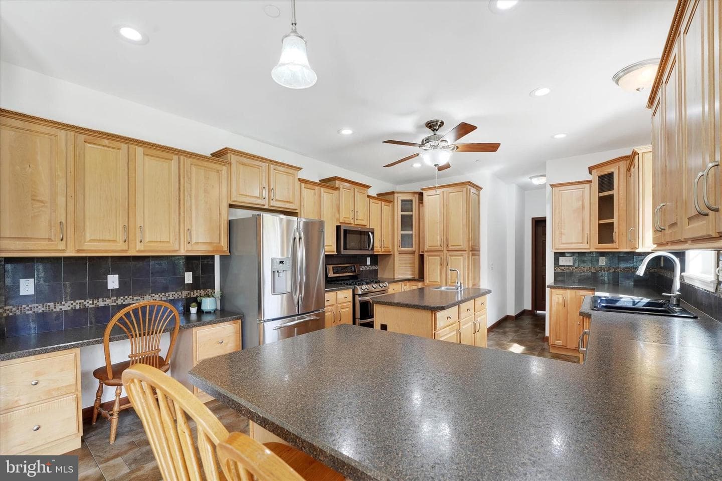 249 Floral Way photo 30