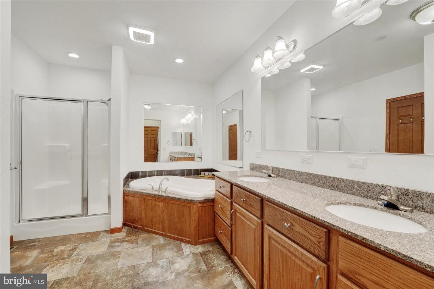 249 Floral Way photo 49