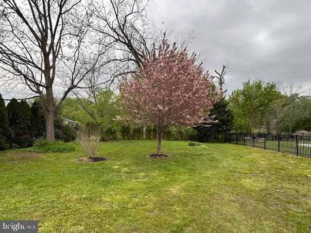 39 Riverside Drive photo 11
