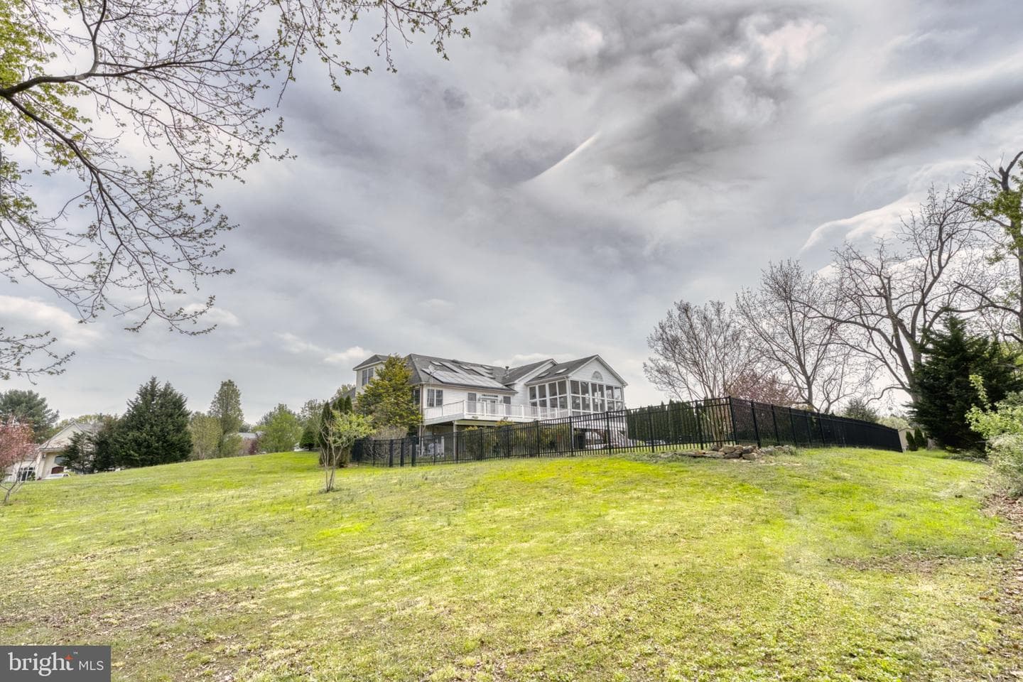 39 Riverside Drive photo 7