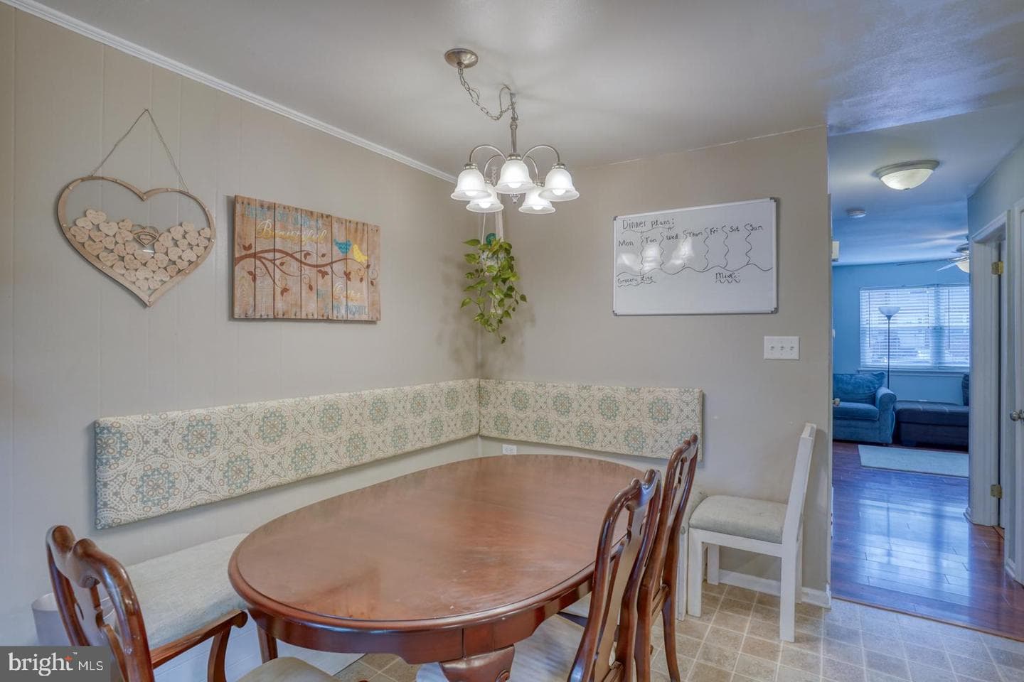 5 Jamestown Court photo 13