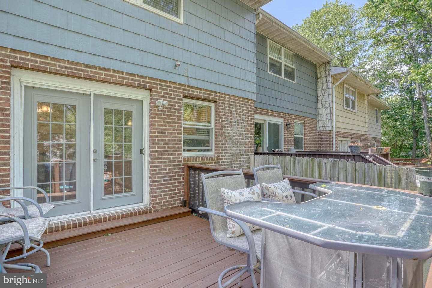 5 Jamestown Court photo 30