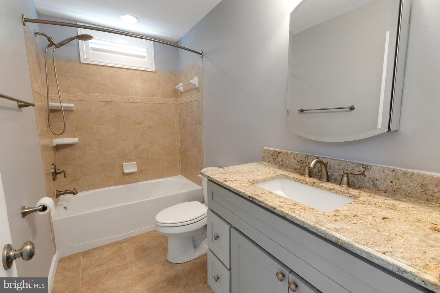 2 Raydan Way photo 39