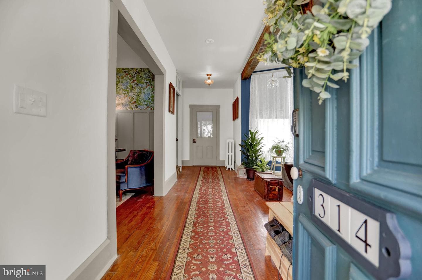 314 Bohemia Avenue photo 10