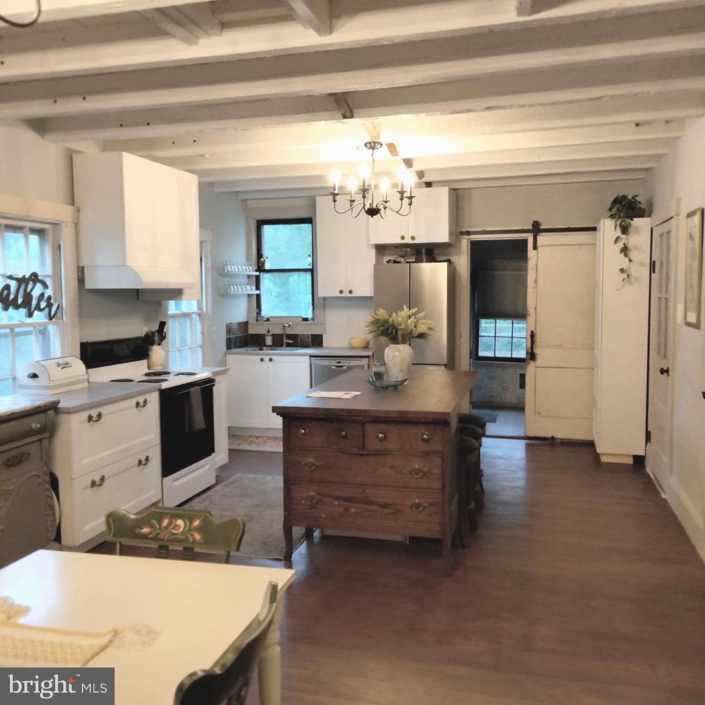314 Bohemia Avenue photo 28
