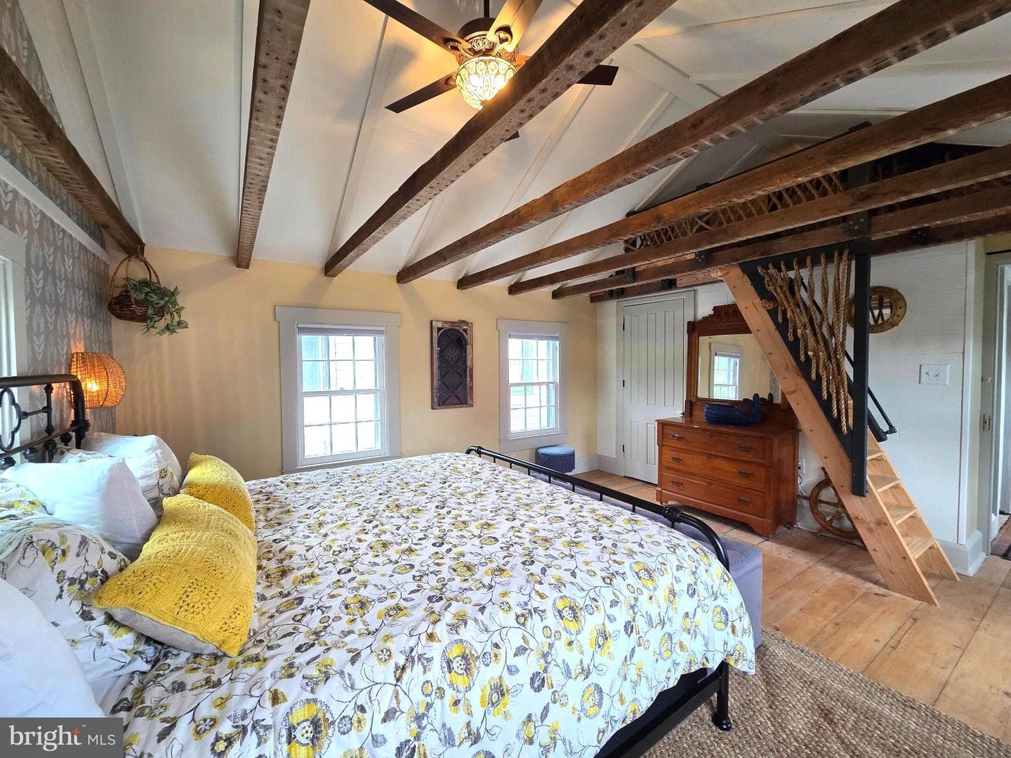 314 Bohemia Avenue photo 40