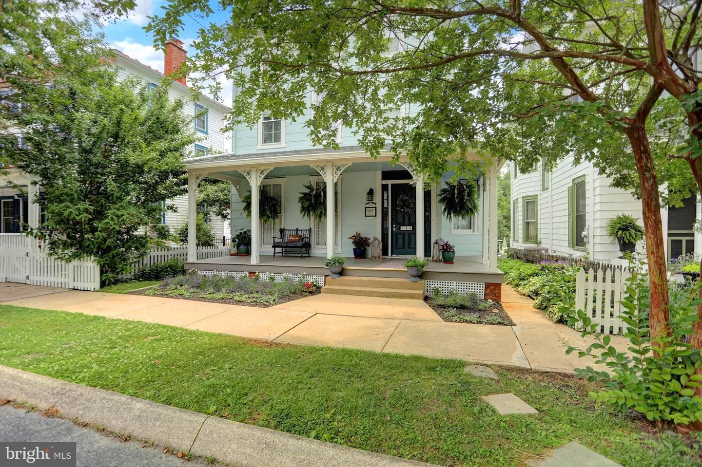 314 Bohemia Avenue photo 5