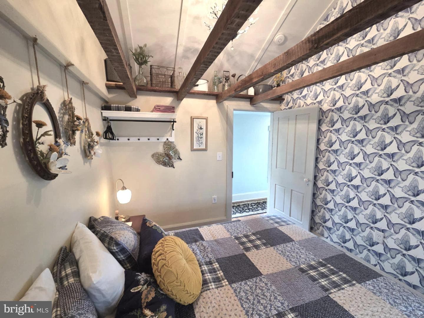 314 Bohemia Avenue photo 52