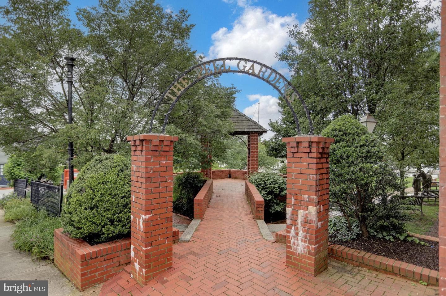 314 Bohemia Avenue photo 85