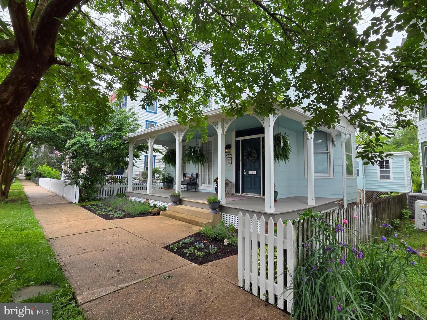 314 Bohemia Avenue photo 89