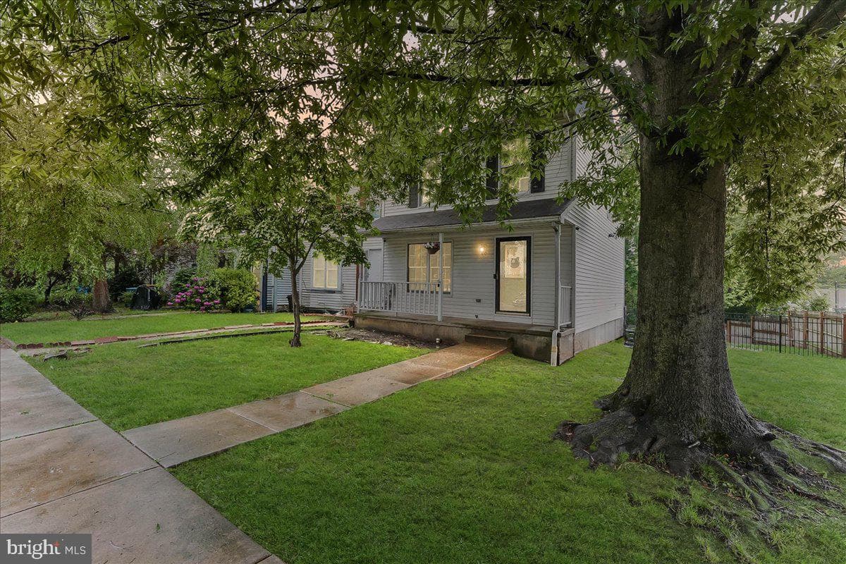 100 Cypress Drive photo 3