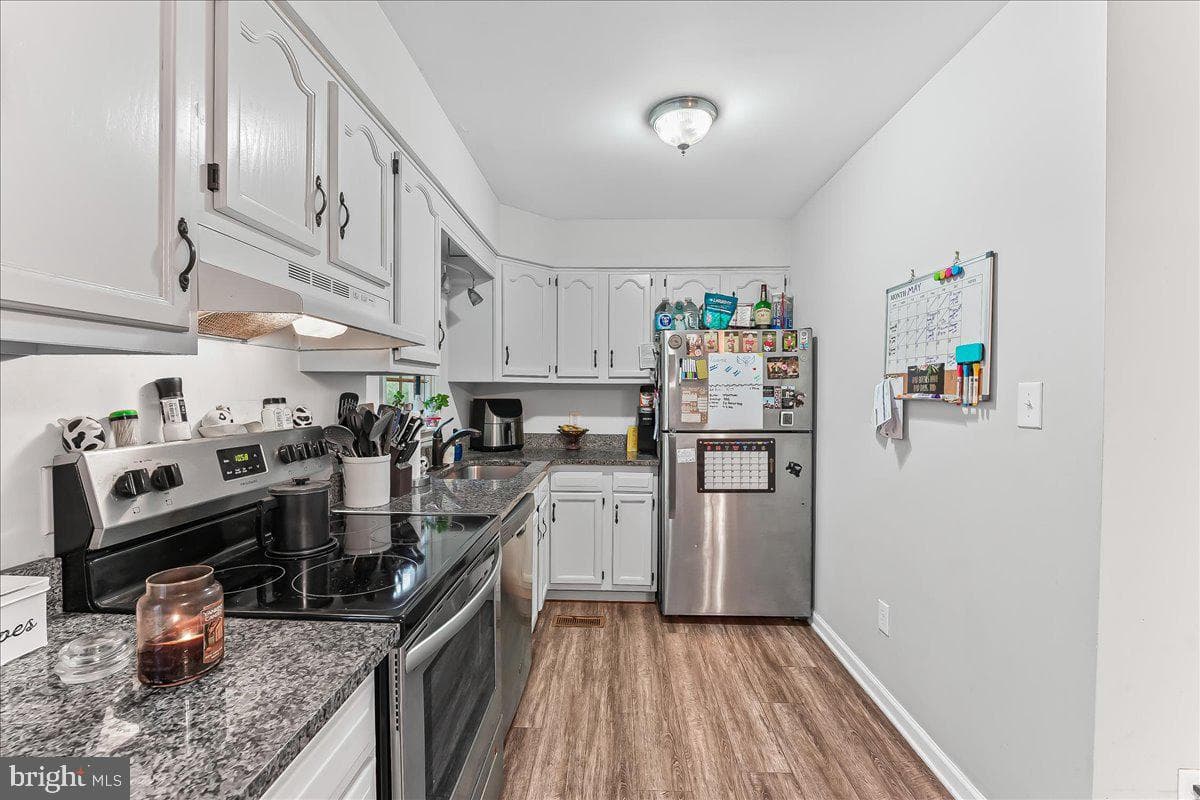 100 Cypress Drive photo 9